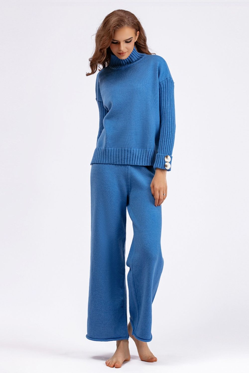 SHIRLYN High- Low Turtleneck Long Sleeve Top and Pants Sweater Set