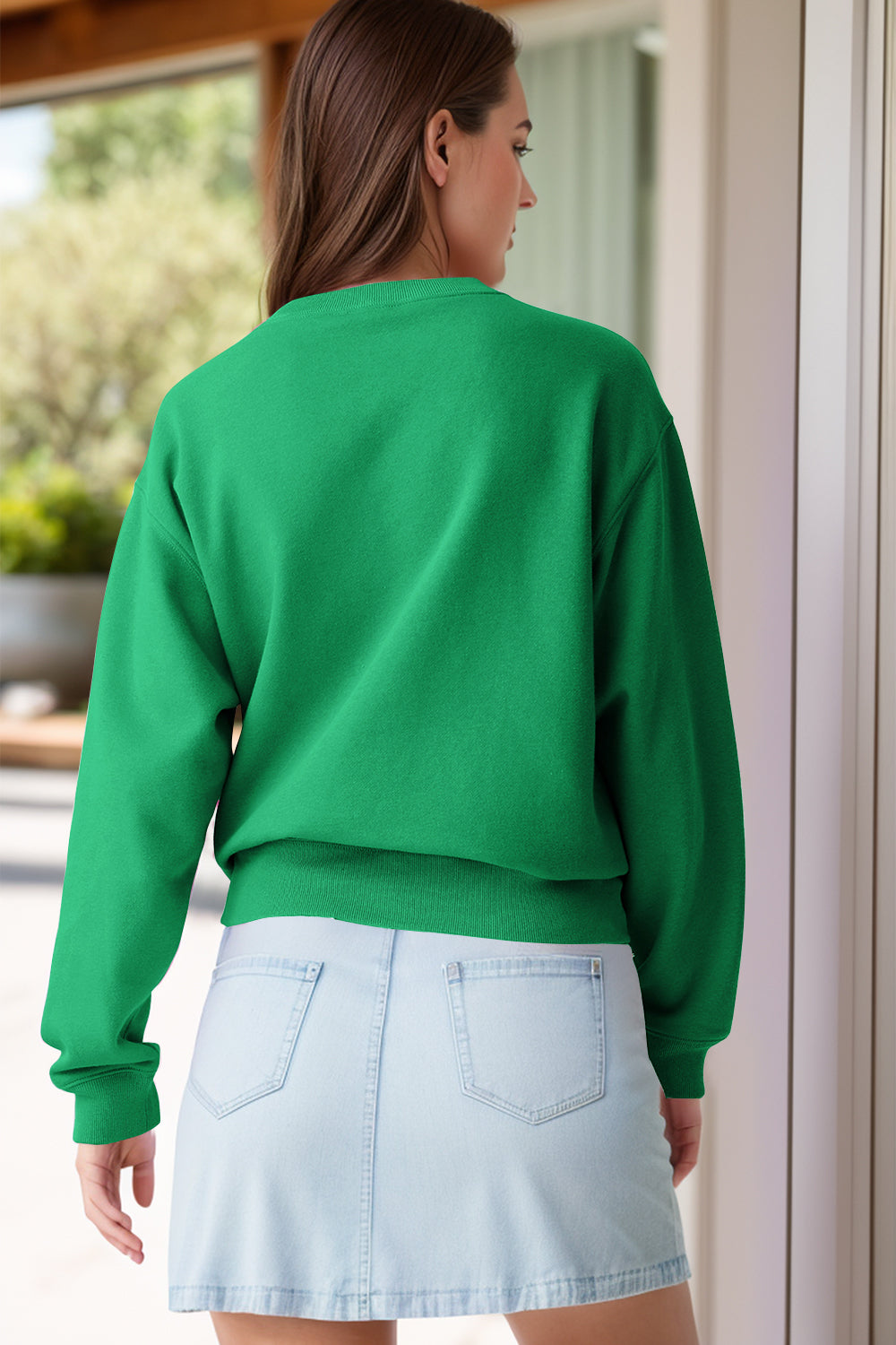 SHIRLYN Round Neck Long Sleeve Sweatshirt