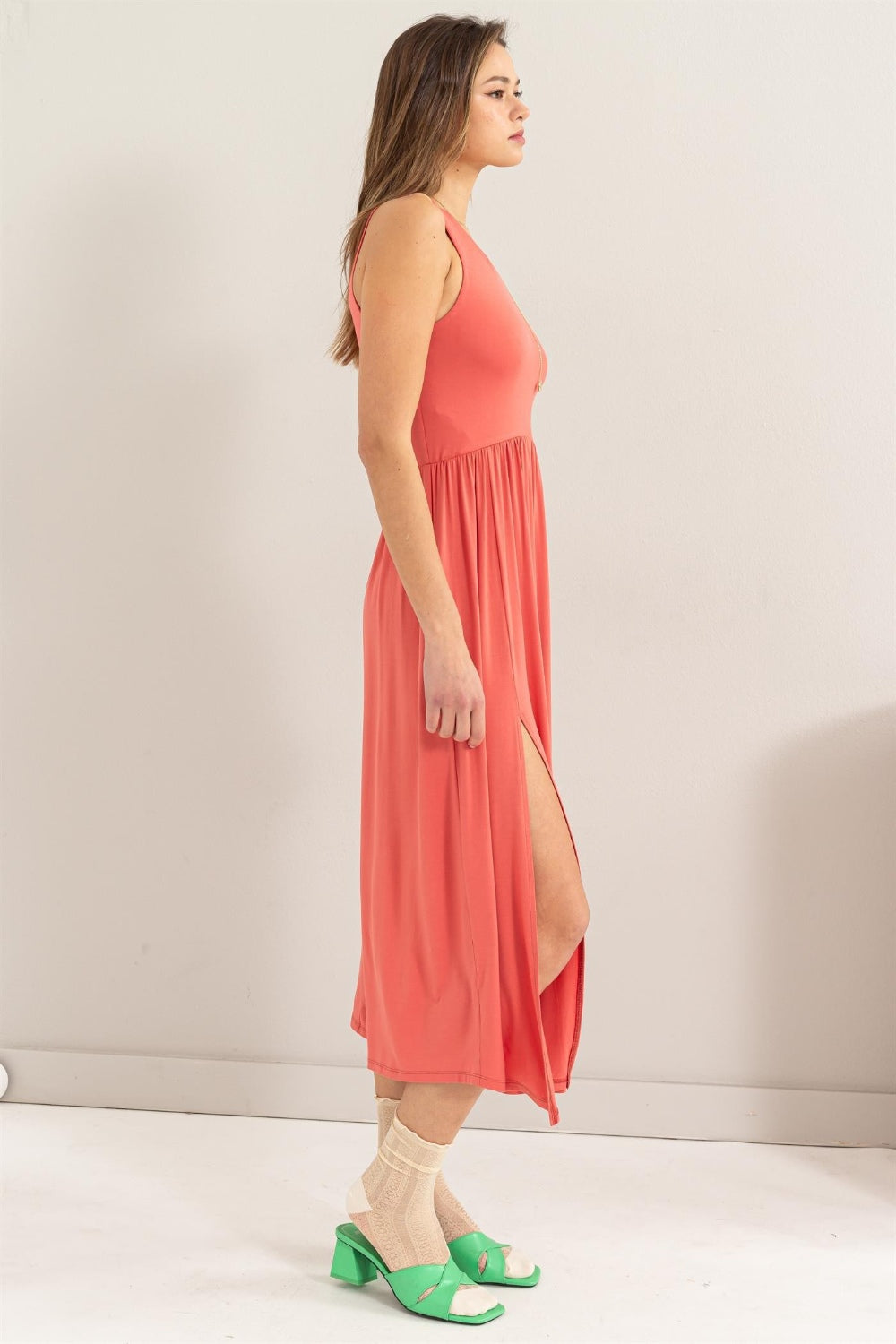 SHIRLYN - Sleeveless Slit Midi Dress