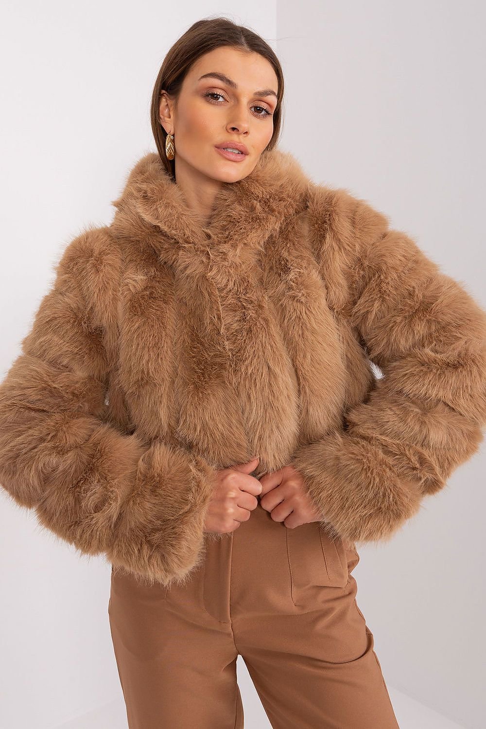 SHIRLYN Women's Transitional Fur Design Jacket – Stylish & Functional