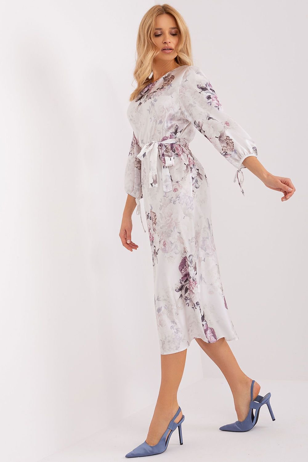 SHIRLYN Straight Cut Floral Dress - Elegant and Comfortable
