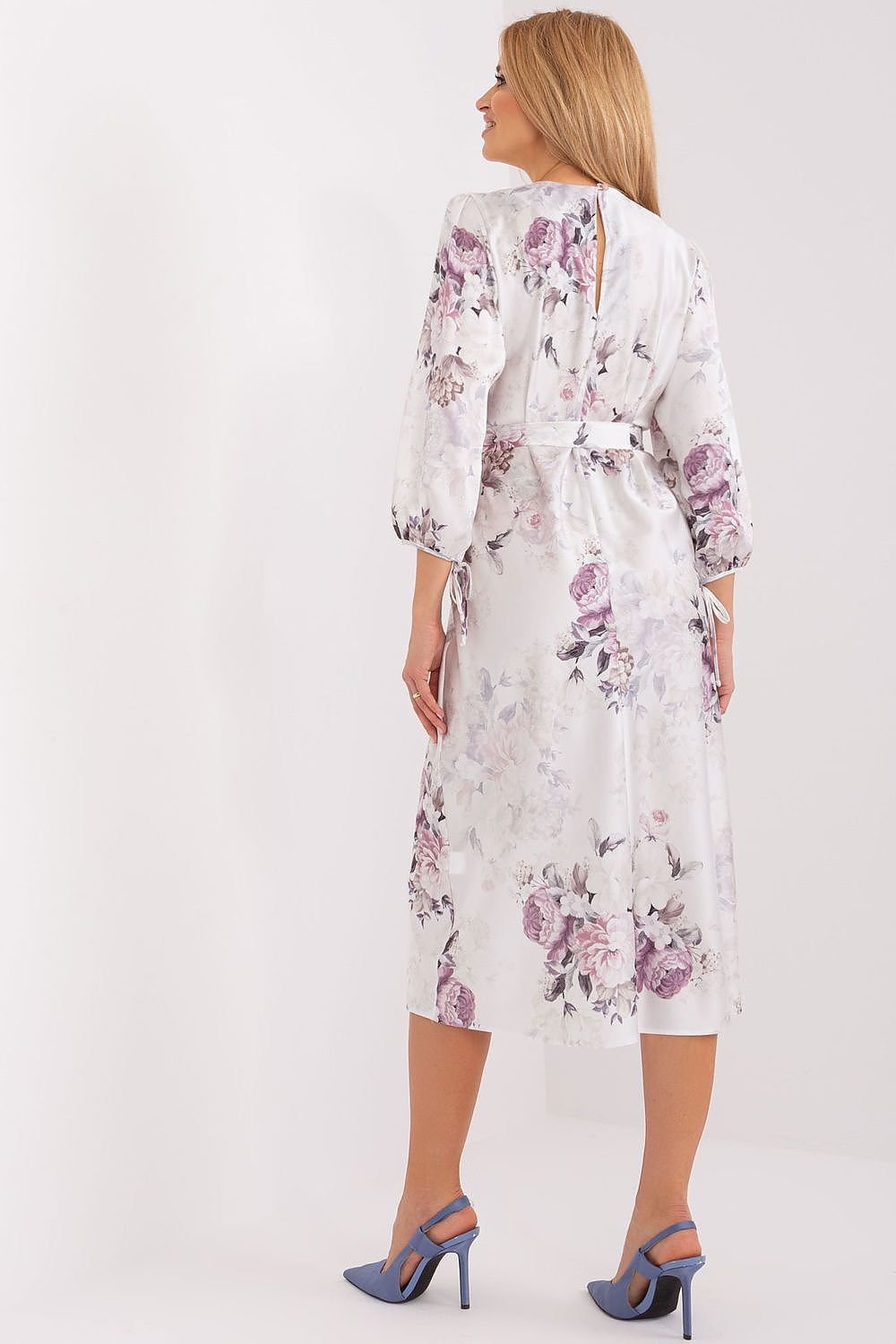 SHIRLYN Straight Cut Floral Dress - Elegant and Comfortable
