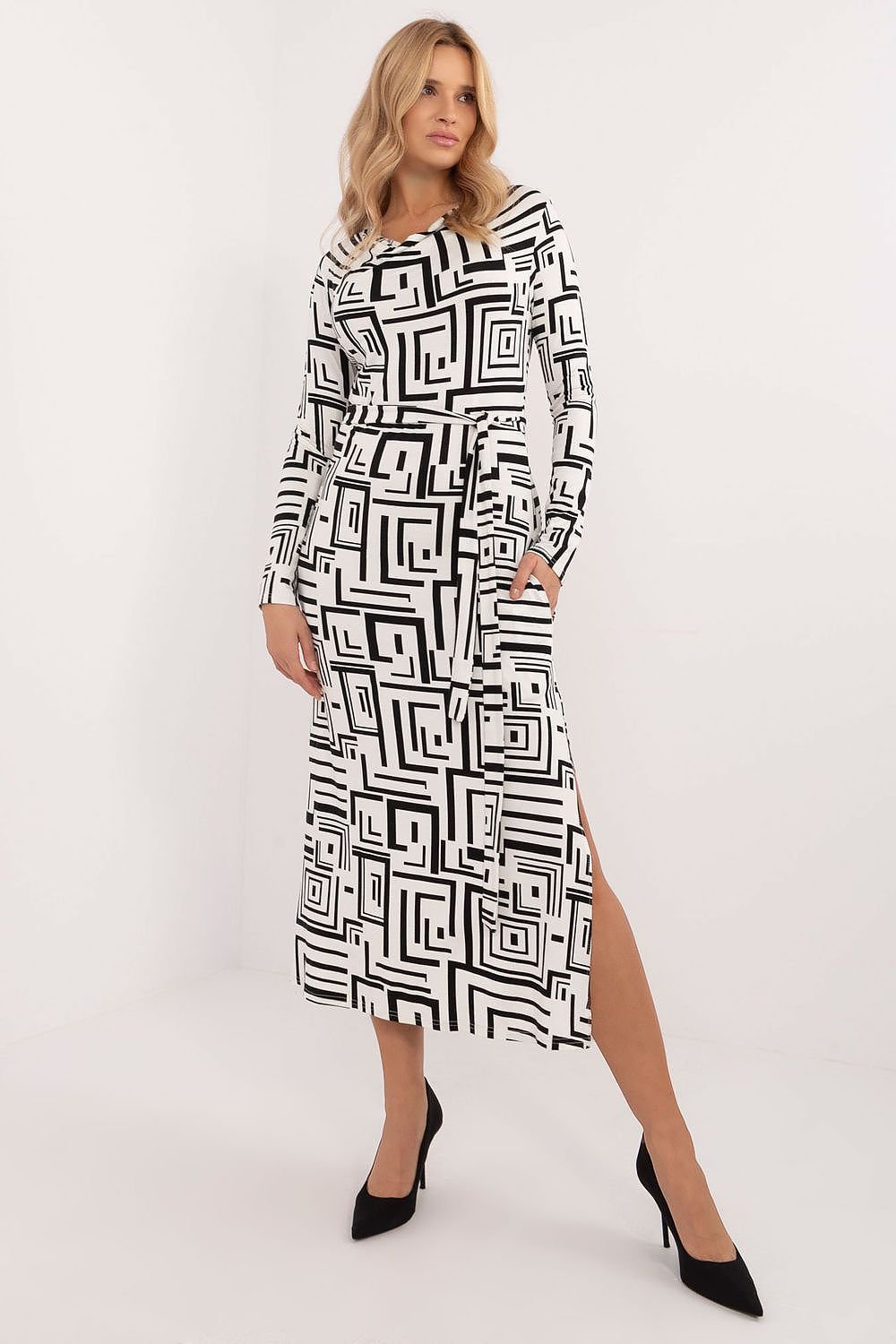 SHIRLYN Everyday Midi Pencil Dress - Elegant & Comfortable with Geometric Pattern