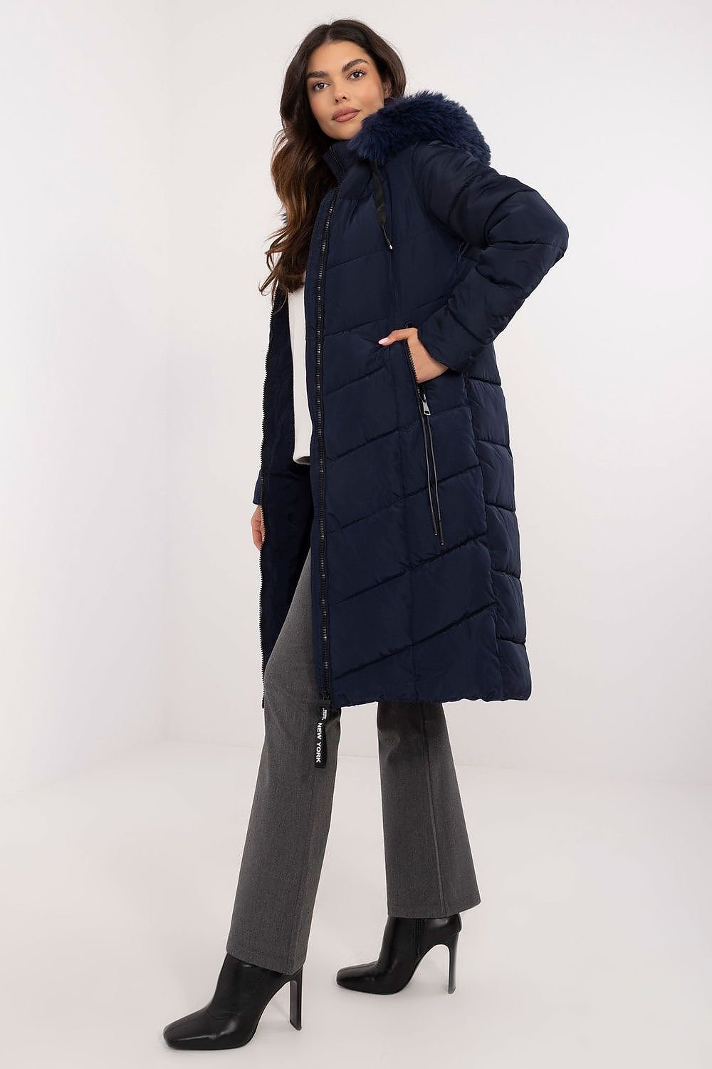 SHIRLYN Long Knee-Length Down Jacket - Quilted, Detachable Hood with Fur