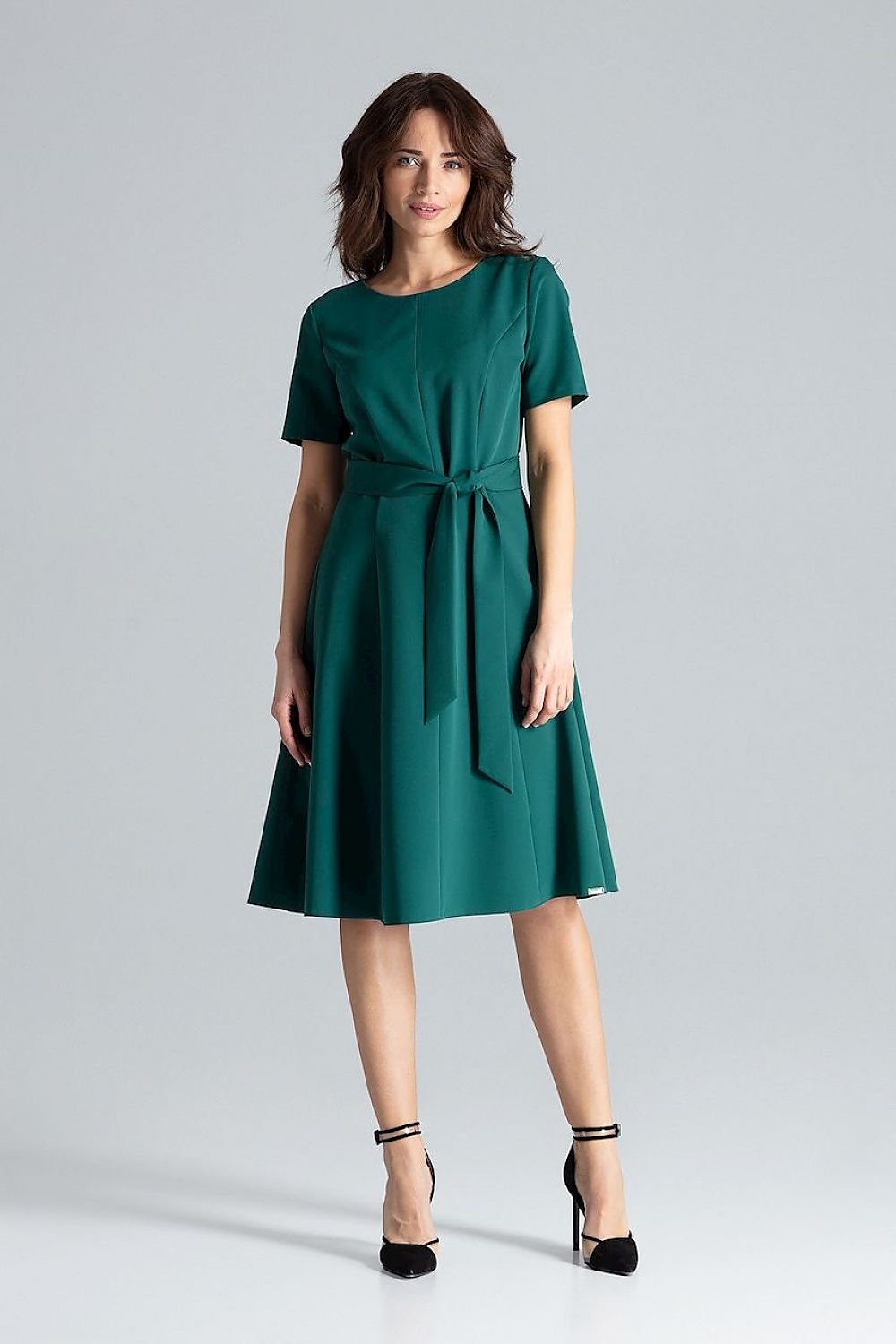 SHIRLYN Classic Midi Dress with Short Sleeves