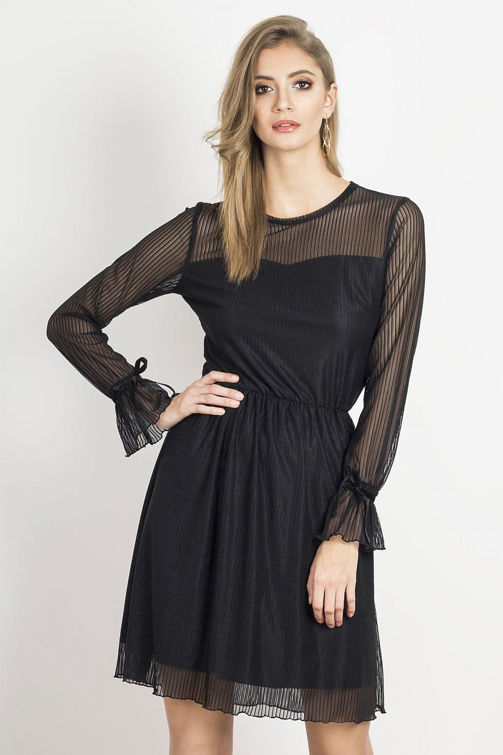 SHIRLYN Elegant Minimalist Dress - Lace Finish and Simple Cut