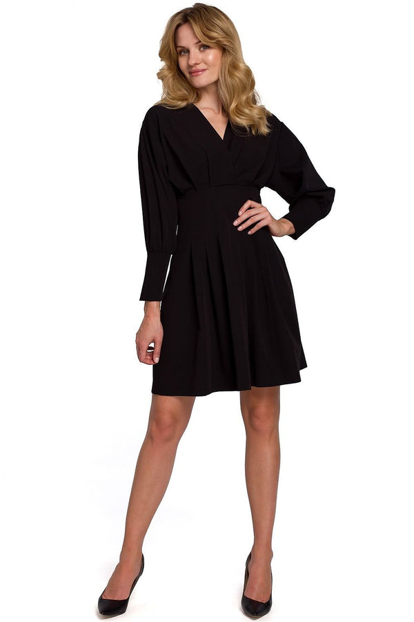 SHIRLYN Unique Dress with Kimono Sleeves and Pleats - Elegant and Distinctive