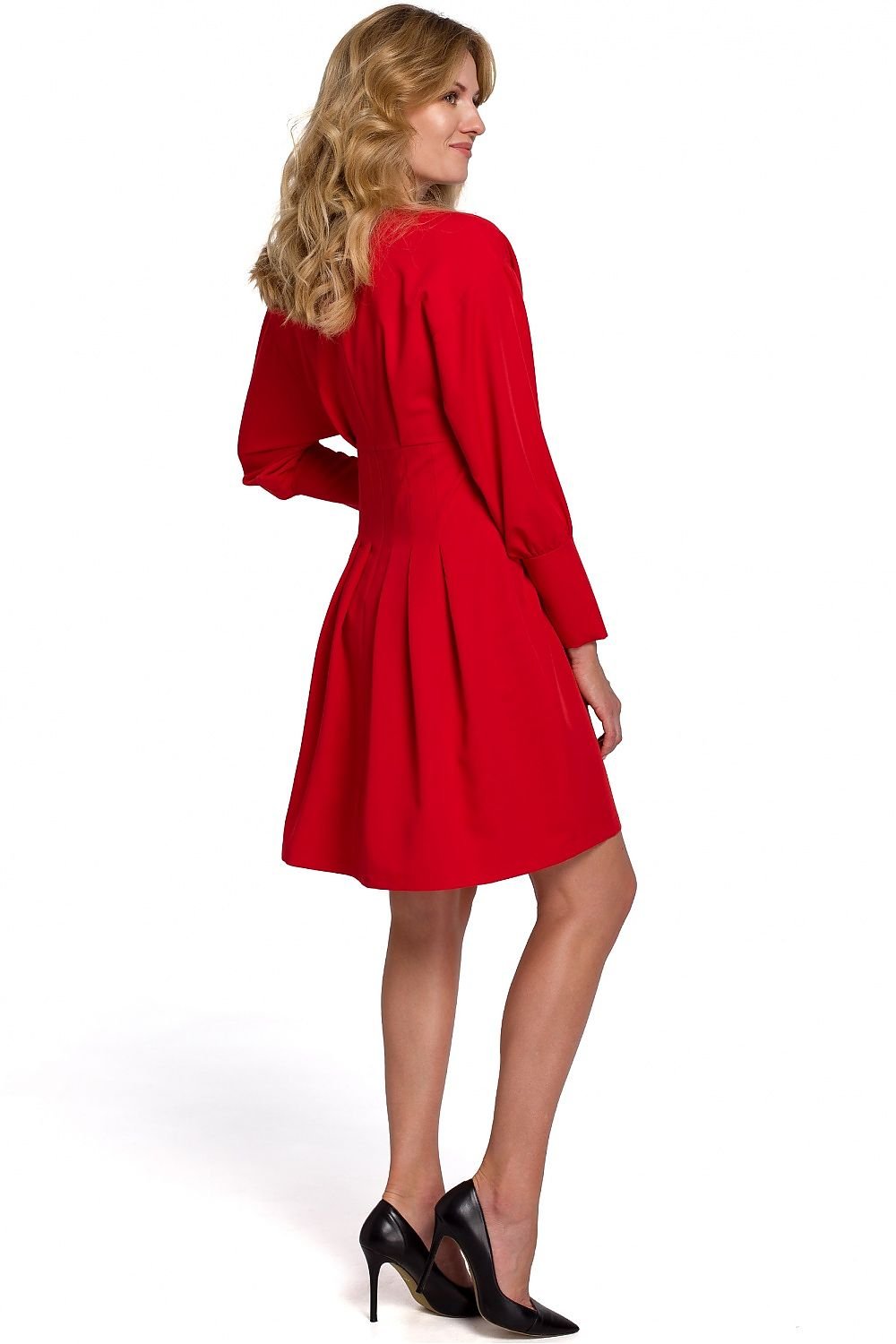 SHIRLYN Unique Dress with Kimono Sleeves and Pleats - Elegant and Distinctive