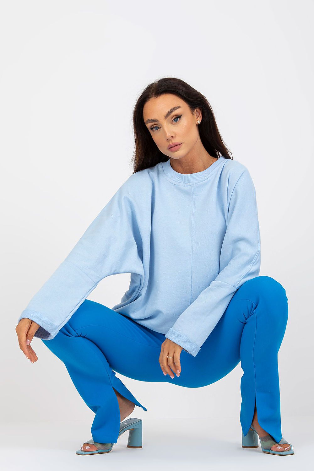 SHIRLYN Women's Loose Fit Sweatshirt with Round Neckline