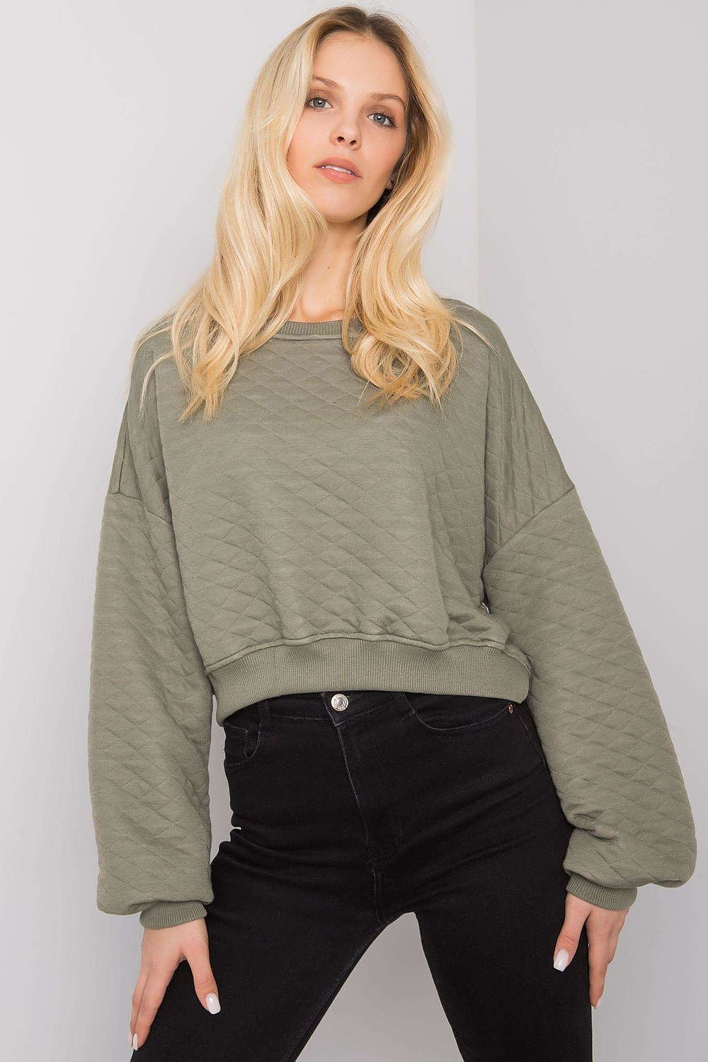 SHIRLYN Quilted Short Sweatshirt - Cozy Style