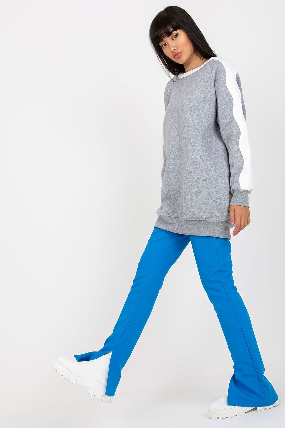 SHIRLYN Extended Cut Sweatshirt with Contrasting Stripes