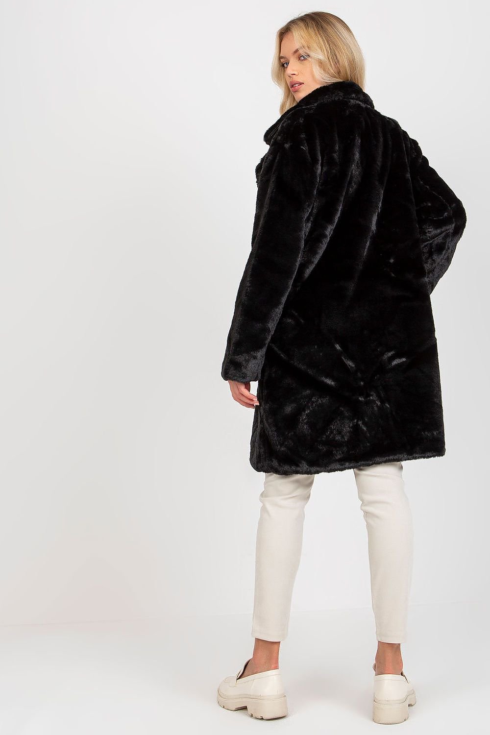 SHIRLYN Women's Fur Coat Buttoned, Fully Lined with Slip Pockets