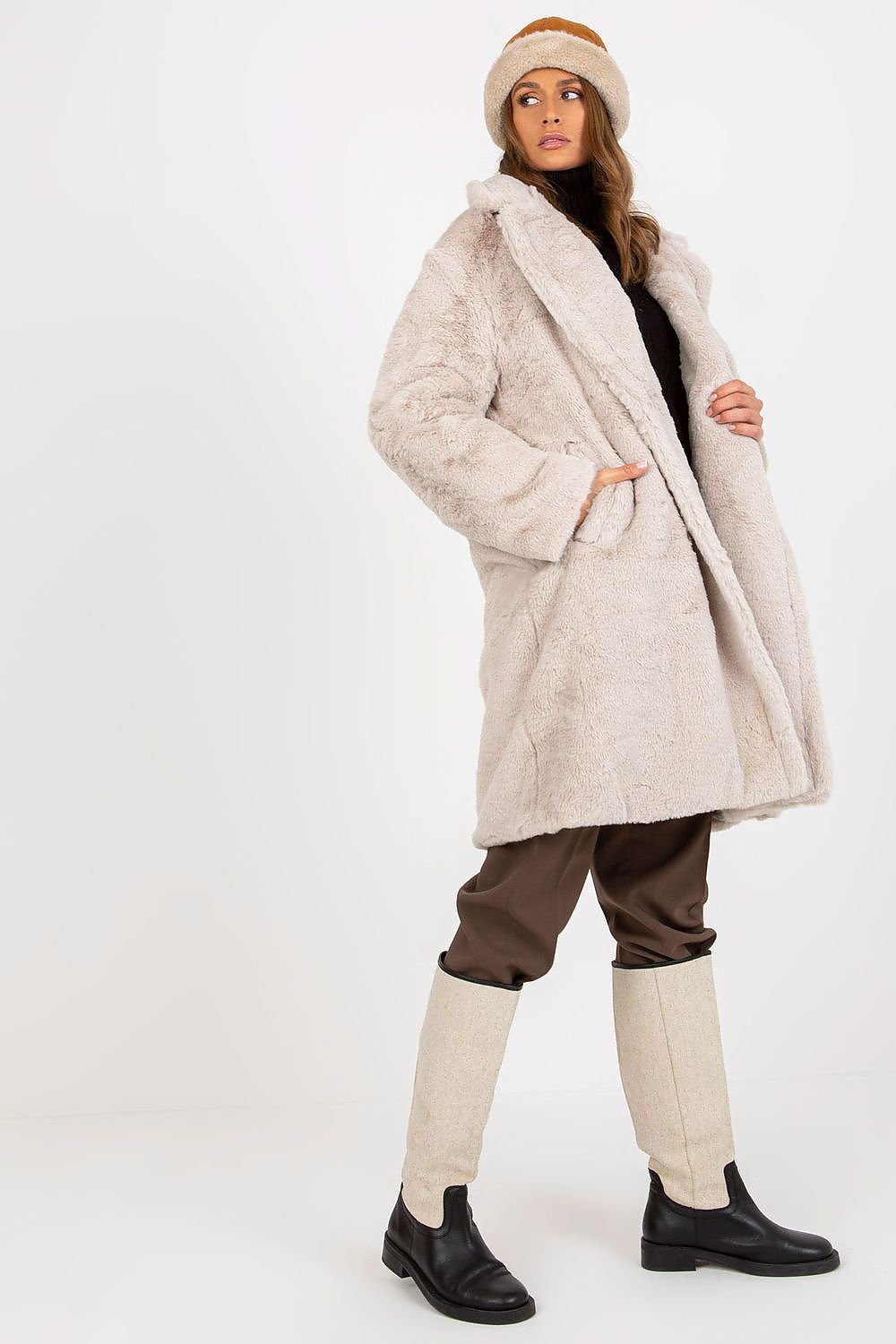 SHIRLYN Women's Fur Coat Buttoned, Fully Lined with Slip Pockets