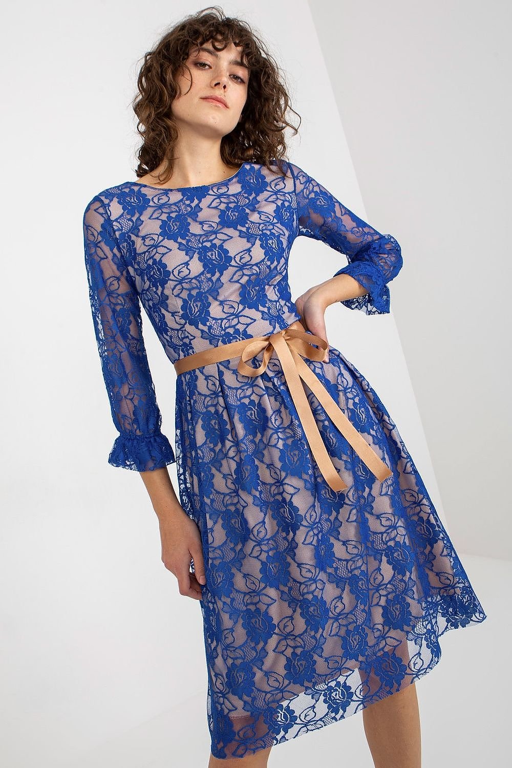 Elegant Lace Dress with 3/4 Sleeves and Sash