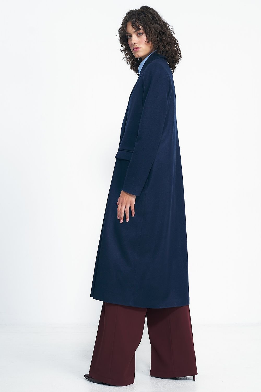 SHIRLYN Oversize Black Coat Elegant, Versatile & Stylish