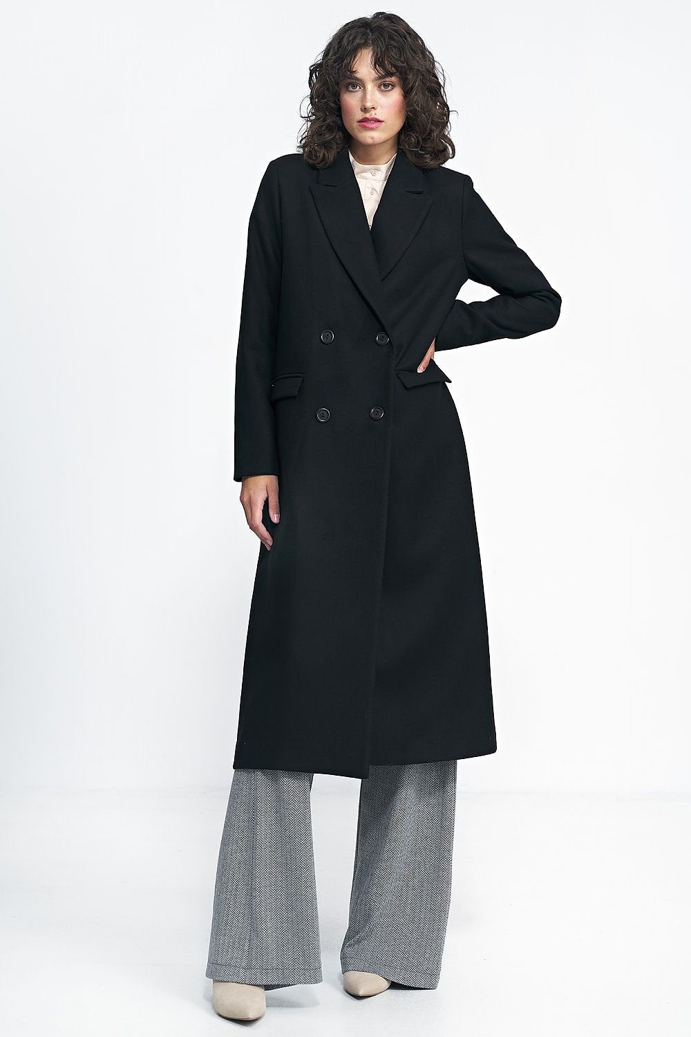 SHIRLYN Oversize Black Coat Elegant, Versatile & Stylish