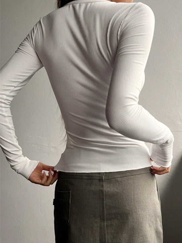 Feminine U-neck buttoned long-sleeved knitted top