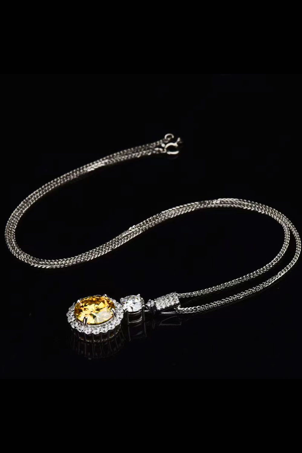 6 Carat Moissanite Pendant Necklace - SHIRLYN.CO