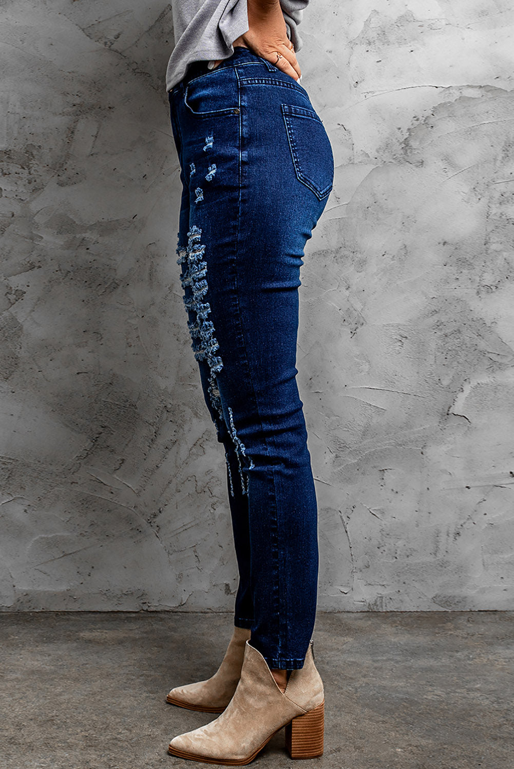 Mid-Rise Waist Distressed Skinny Jeans - SHIRLYN.CO