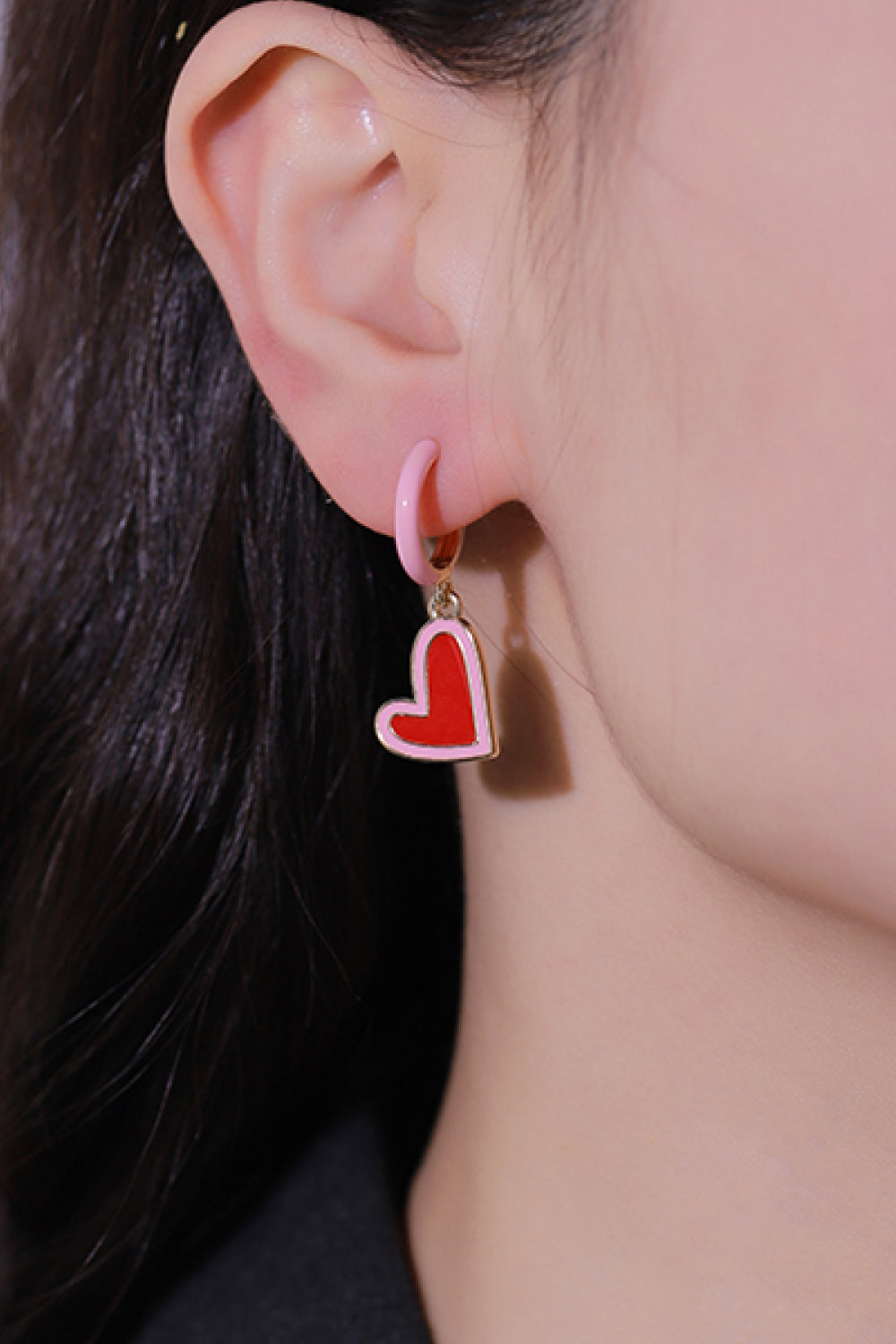 Contrast Heart-Shaped Drop Earrings - SHIRLYN.CO