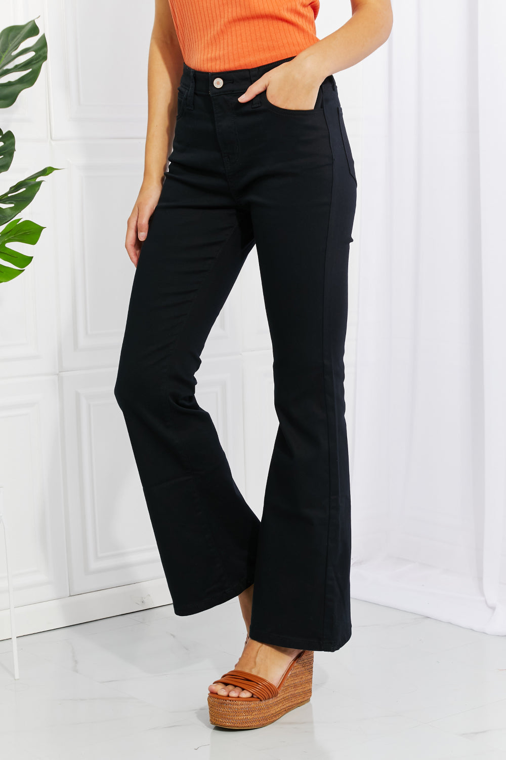 Zenana Clementine Full Size High-Rise Bootcut Jeans in Black - SHIRLYN.CO