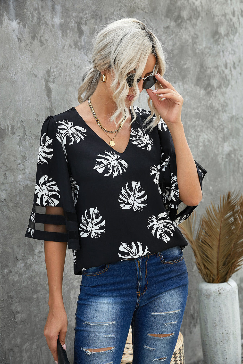 Botanical Print V-Neck Puff Sleeve Blouse - SHIRLYN.CO