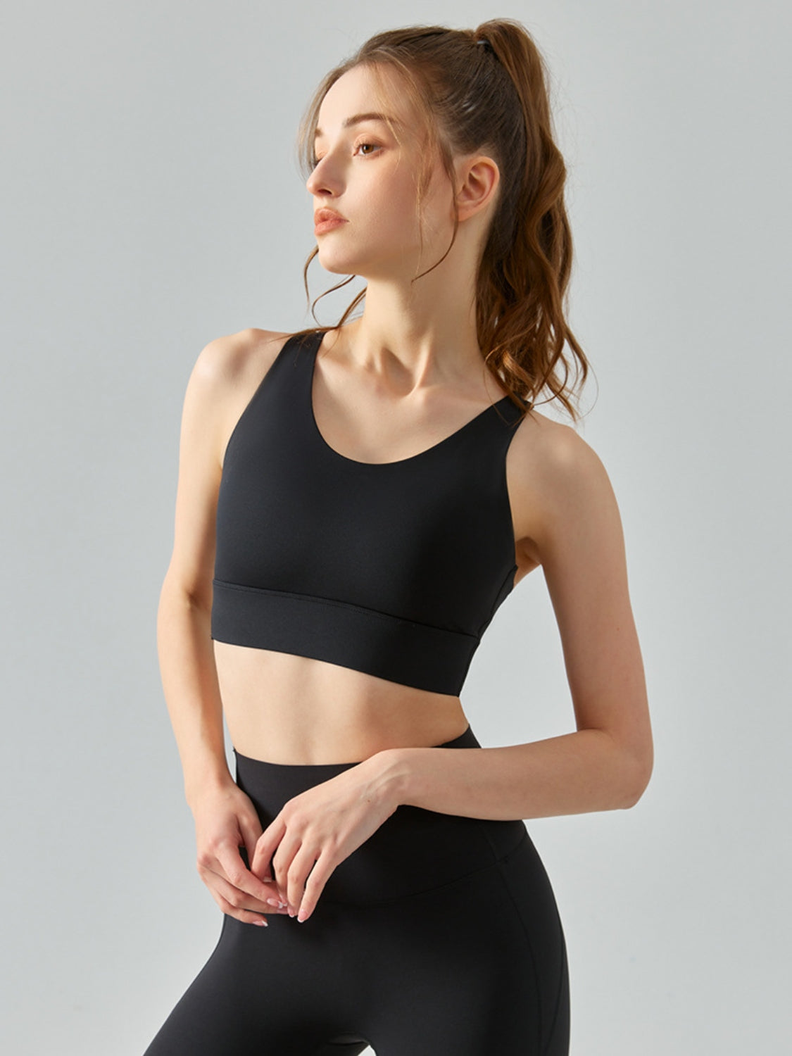 Round Neck Racerback Active Bra