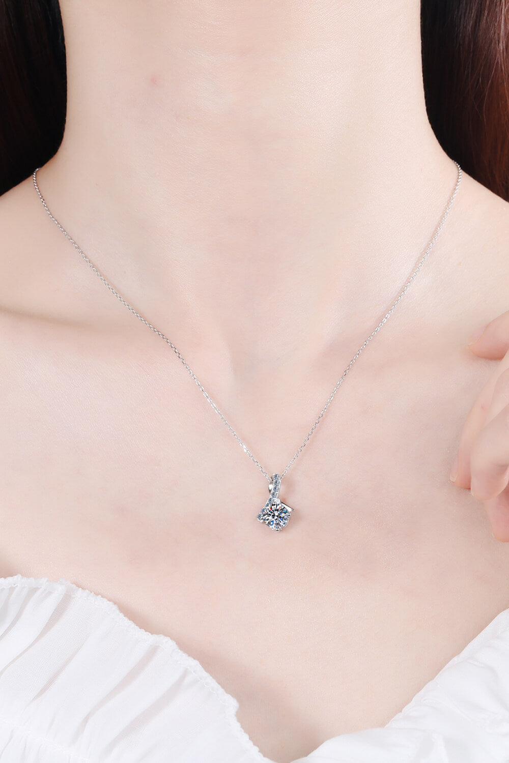 Unique and Chic Moissanite Pendant Necklace - SHIRLYN.CO