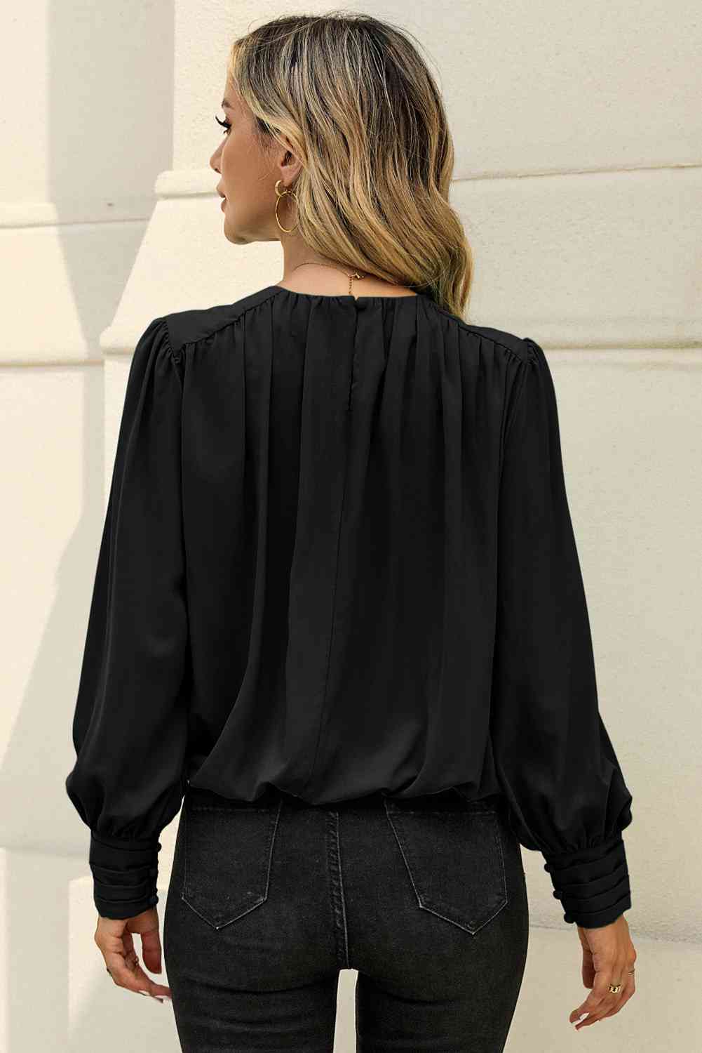 Round Neck Puff Sleeve Blouse