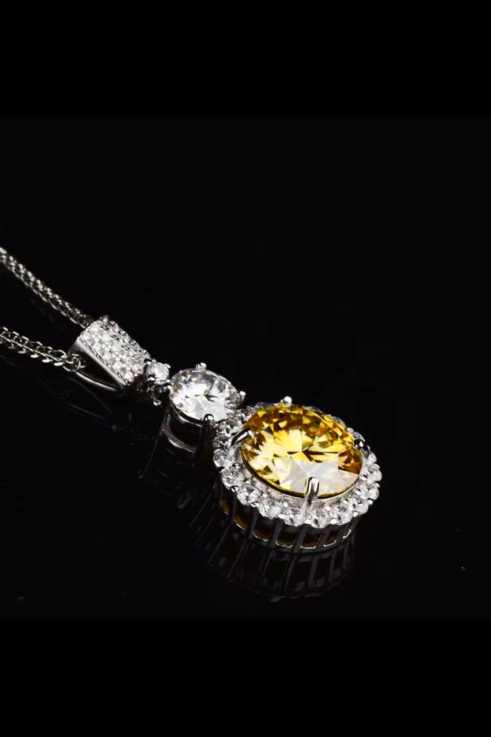 6 Carat Moissanite Pendant Necklace - SHIRLYN.CO