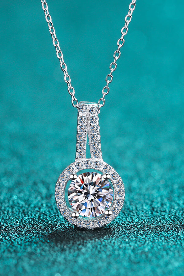 Build You Up Moissanite Round Pendant Chain Necklace - SHIRLYN.CO