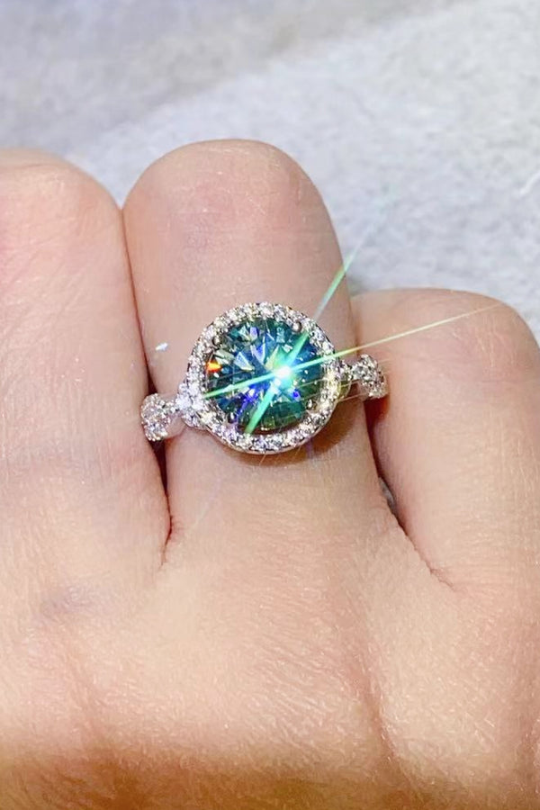 2 Carat Moissanite Emerald Green Ring - SHIRLYN.CO