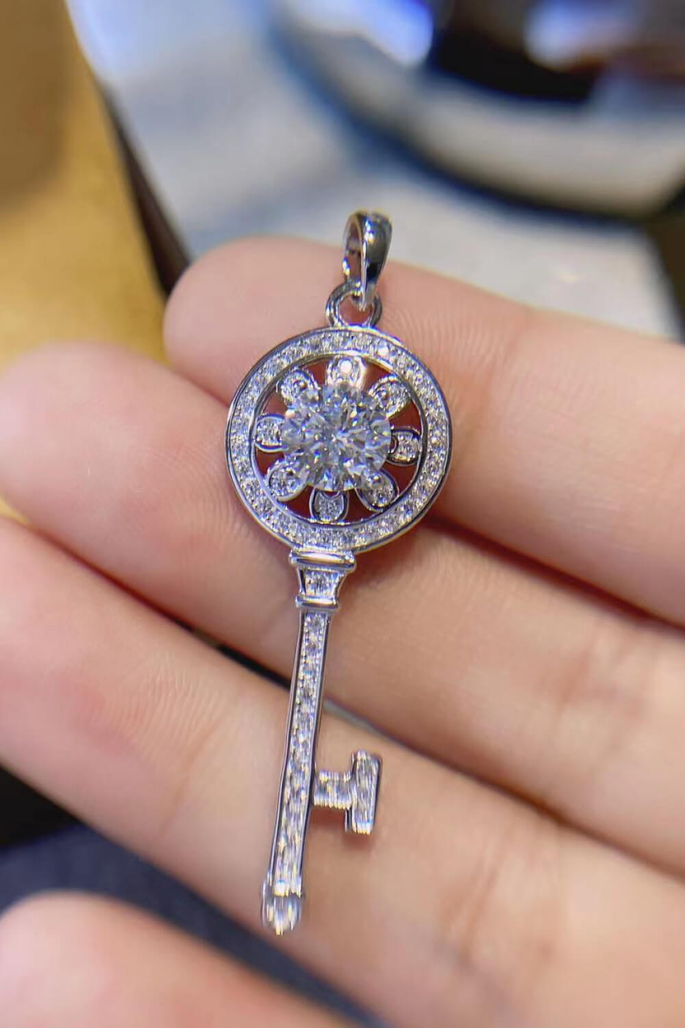 1 Carat Moissanite Platinum-Plated Key Pendant Necklace - SHIRLYN.CO