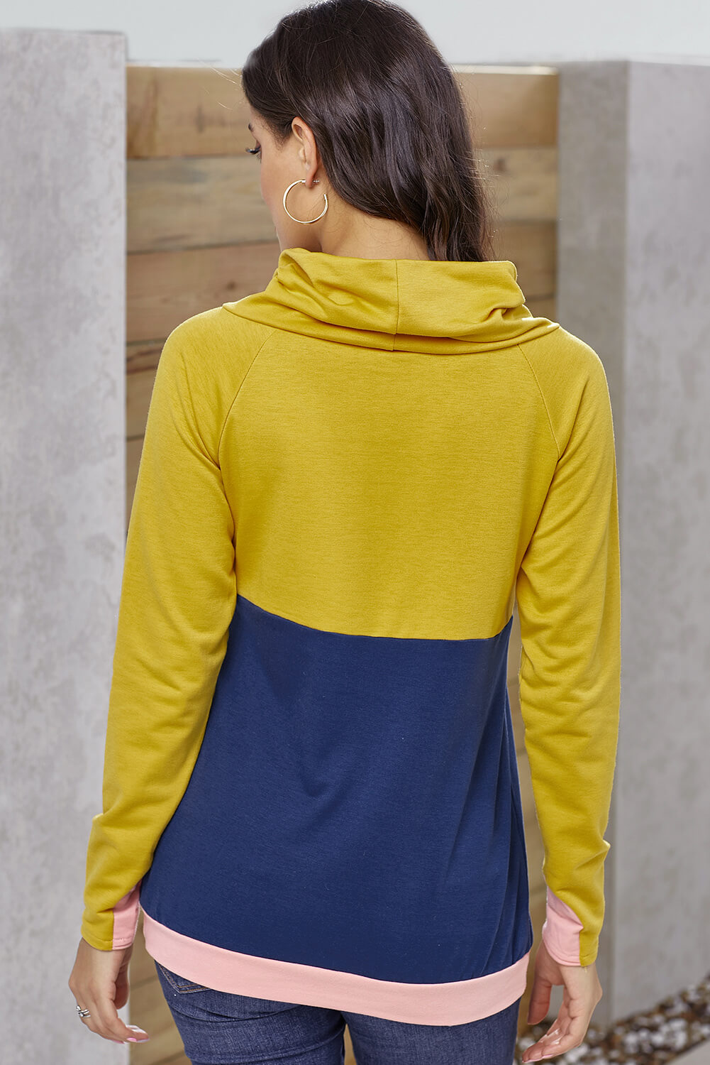 Color Block Raglan Sleeve Drawstring Sweatshirt - SHIRLYN.CO