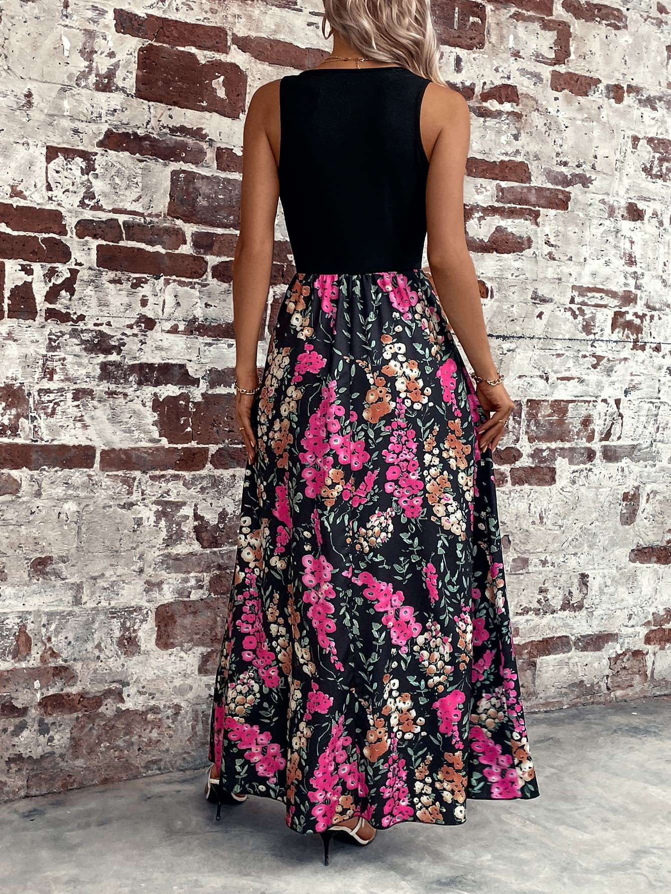 Floral Scoop Neck Sleeveless Maxi Dress - SHIRLYN.CO