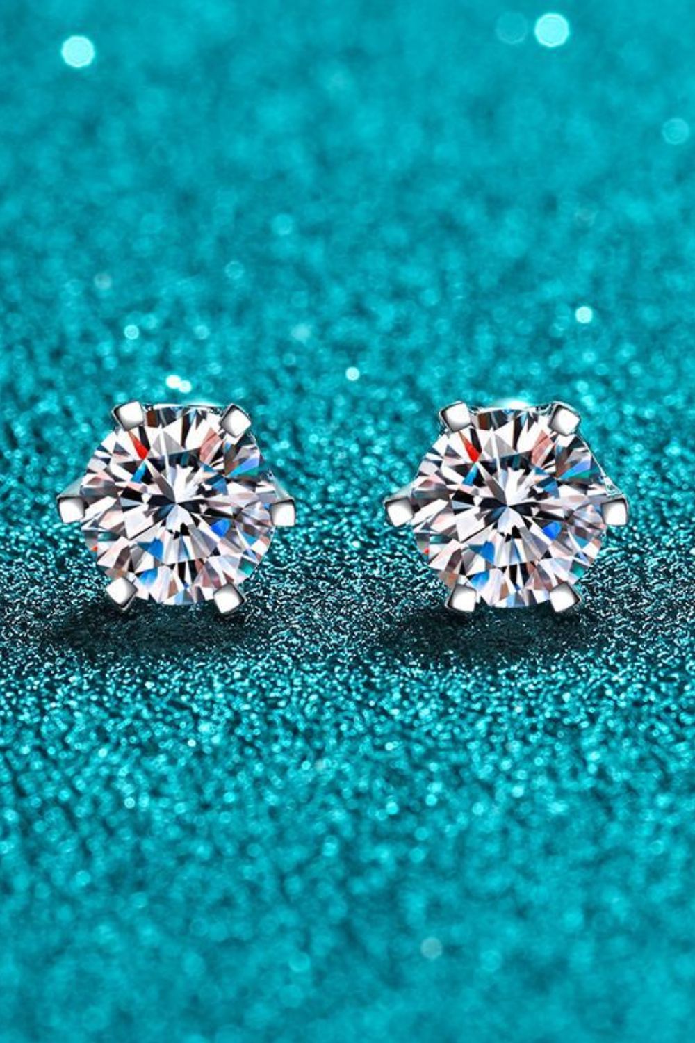 Grateful For You Moissanite Stud Earrings - SHIRLYN.CO