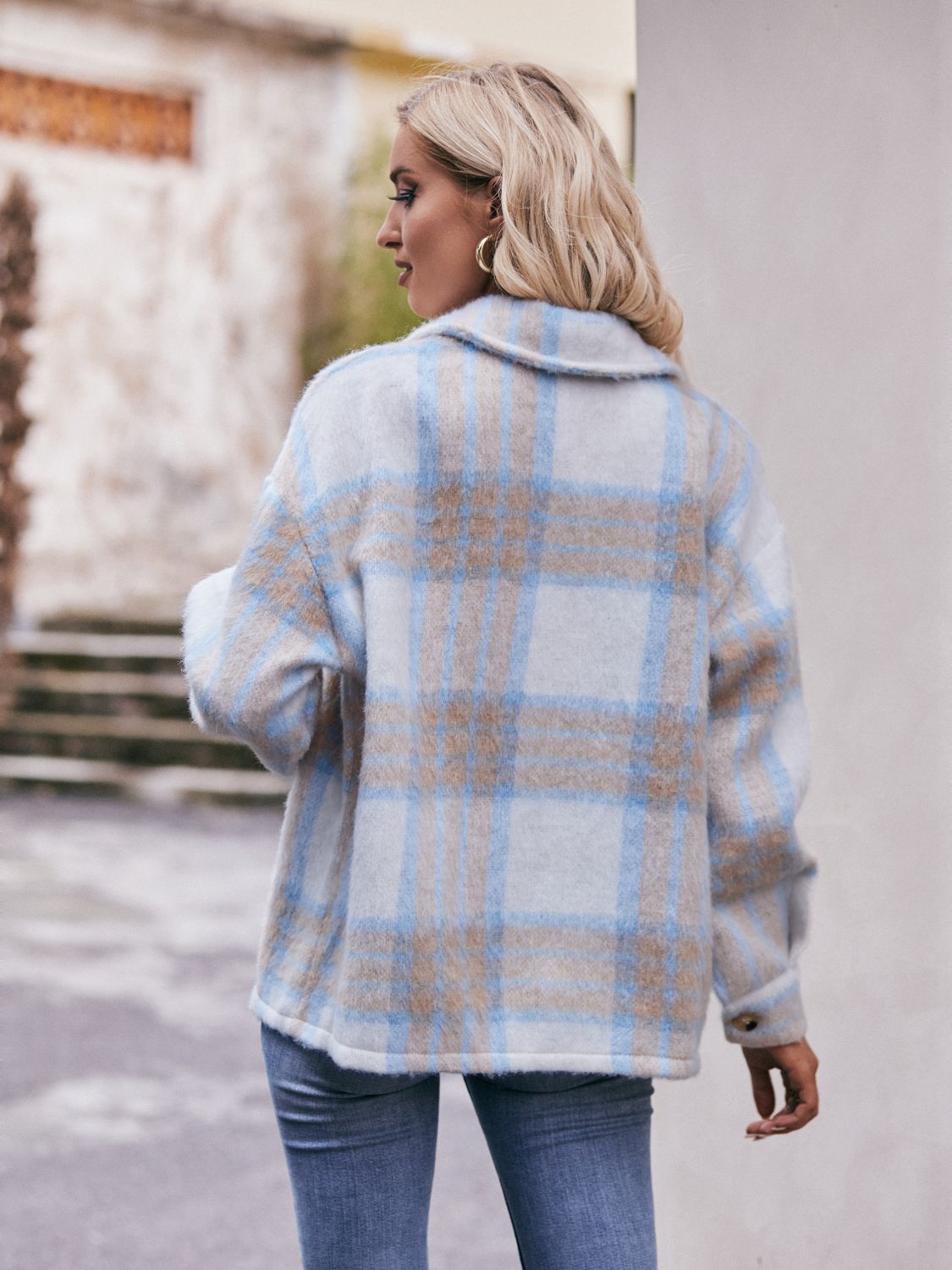 Plaid Dropped Shoulder Collared Jacket