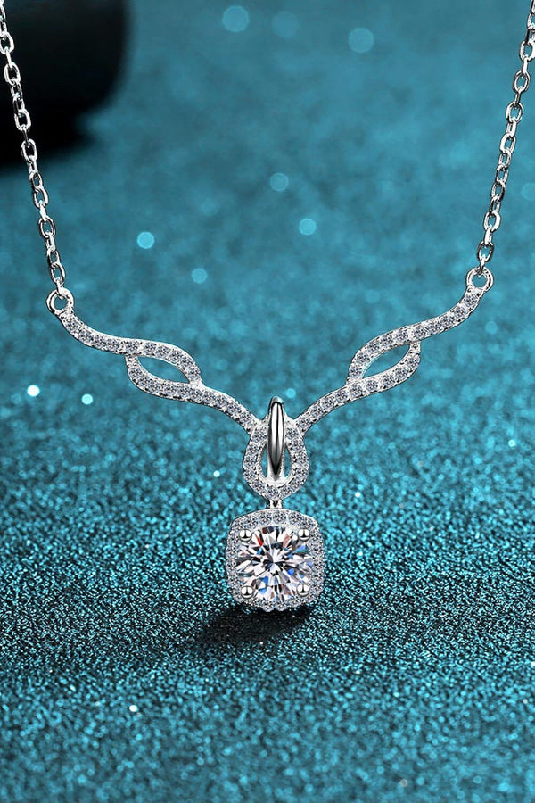 Right On Trend Moissanite Pendant Necklace - SHIRLYN.CO