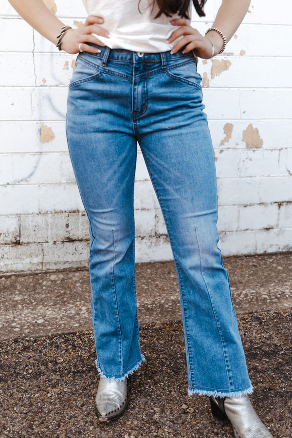 Seam Detail Raw Hem High Waist Flare Jeans - SHIRLYN.CO