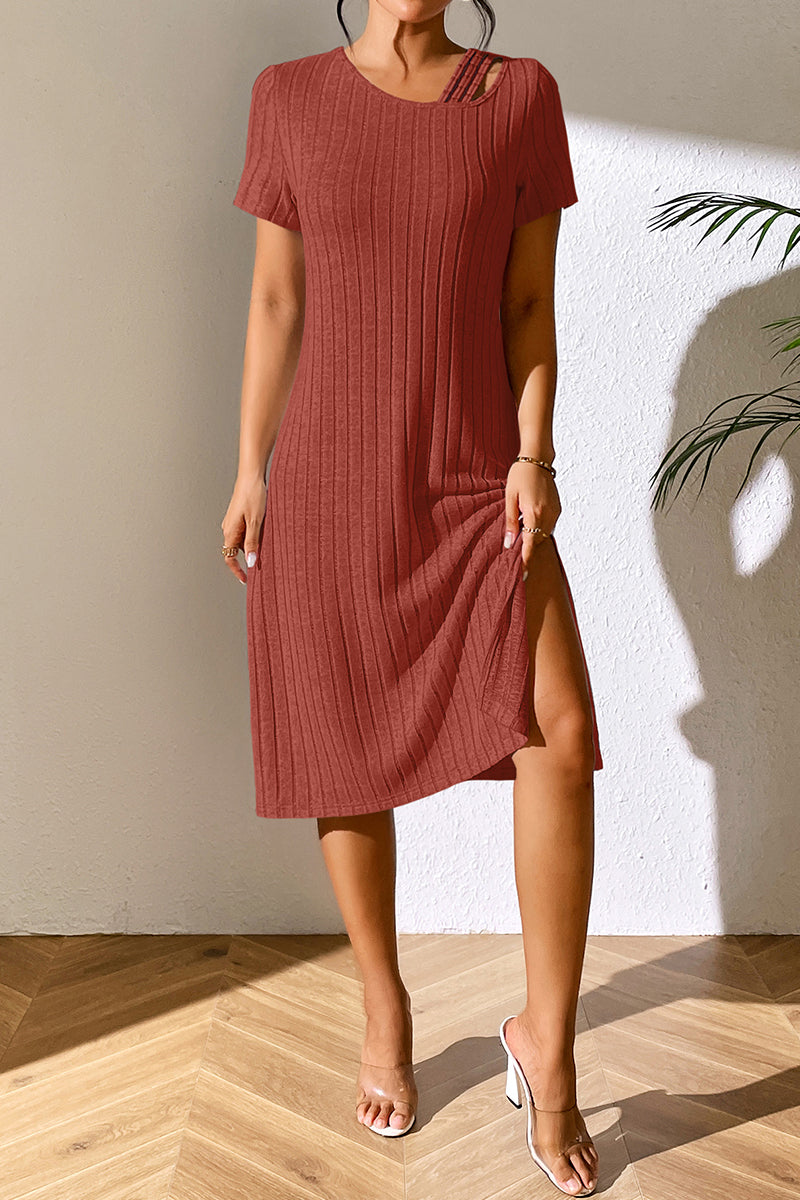 Editor's Choice: Shirlyn's Contemporary Chic: Ribbed Asymmetrical Neck Short Sleeve Dress