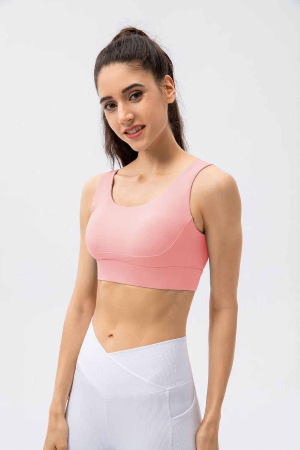 Breathable Crisscross Back Scoop Neck Sports Bra - SHIRLYN.CO