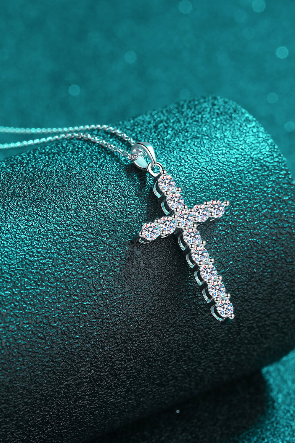 925 Sterling Silver Cross Moissanite Necklace - SHIRLYN.CO