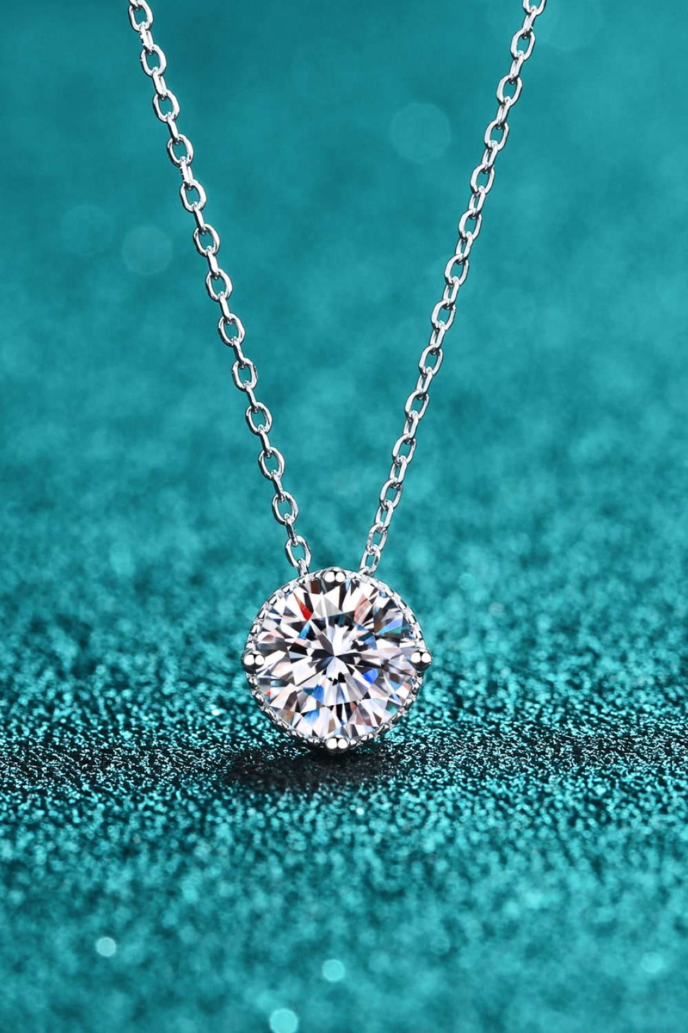 1 Carat Moissanite Round Pendant Necklace - SHIRLYN.CO