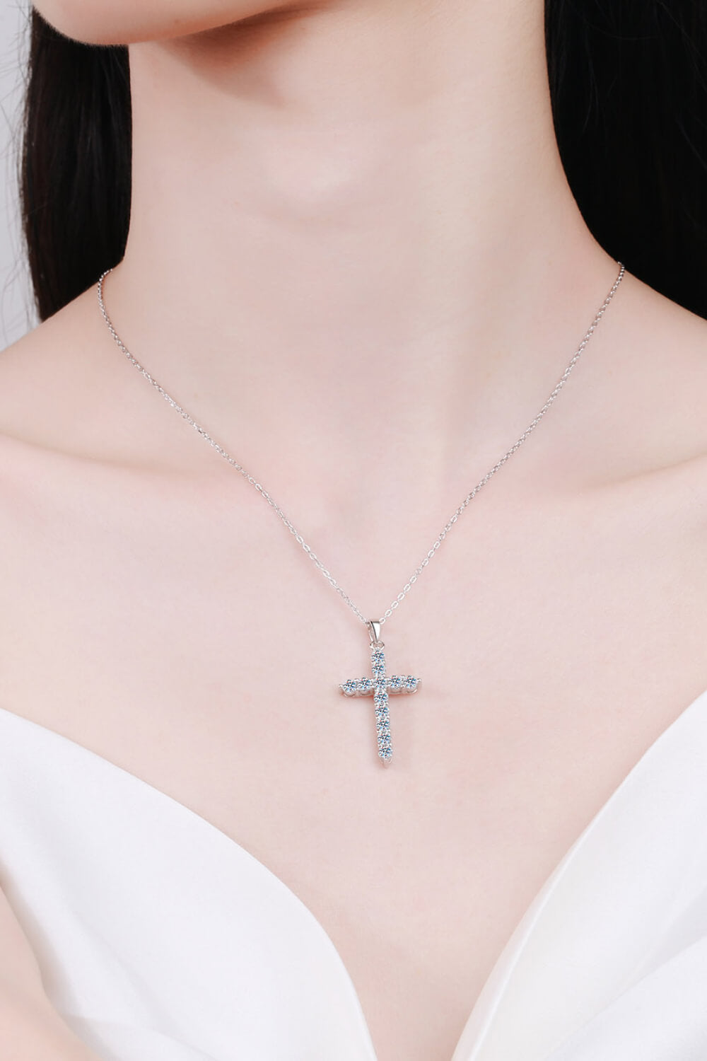 925 Sterling Silver Cross Moissanite Necklace - SHIRLYN.CO