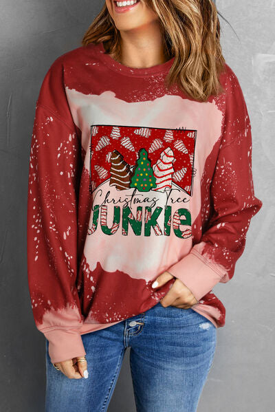 CHRISTMAS TREE JUNKIE Round Neck Long Sleeve Sweatshirt