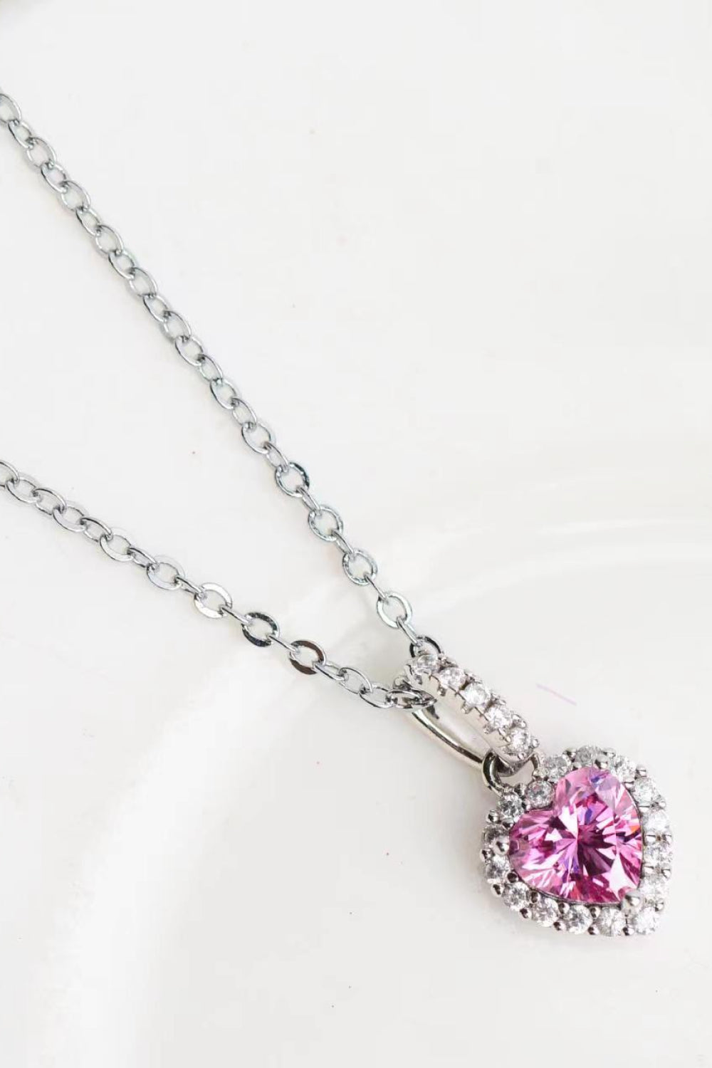 1 Carat Moissanite Heart Pendant Necklace - SHIRLYN.CO