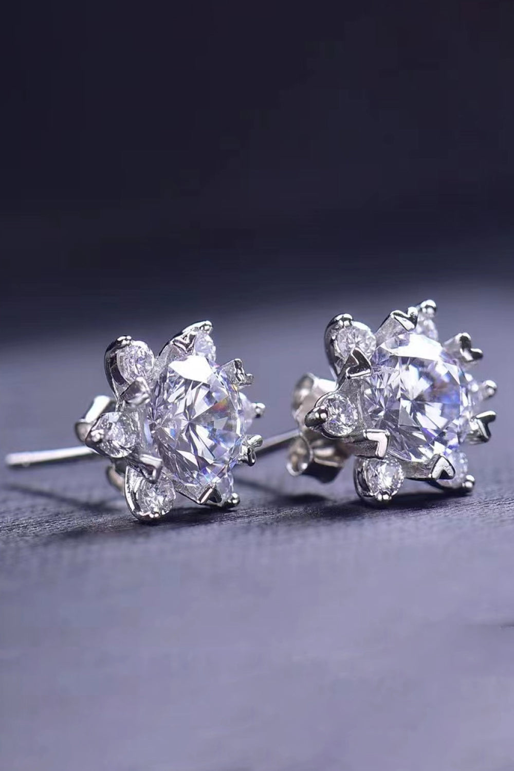 2 Carat Moissanite Floral Stud Earrings - SHIRLYN.CO