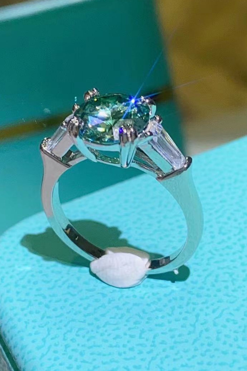 2 Carat Moissanite Emerald Green 925 Sterling Silver Ring - SHIRLYN.CO