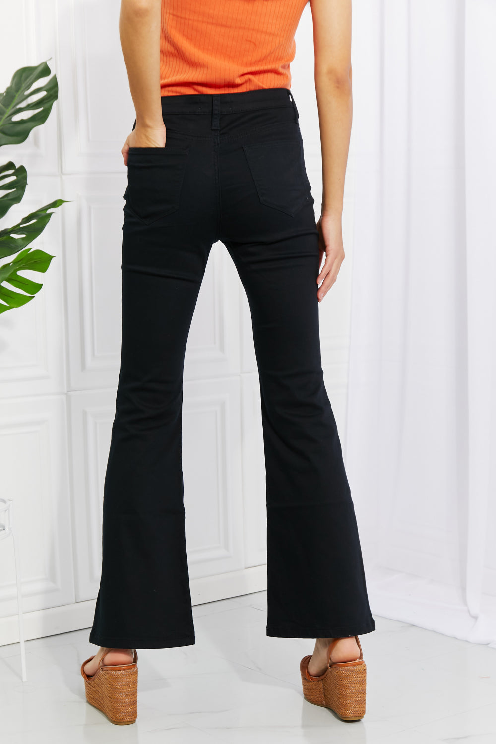 Zenana Clementine Full Size High-Rise Bootcut Jeans in Black - SHIRLYN.CO